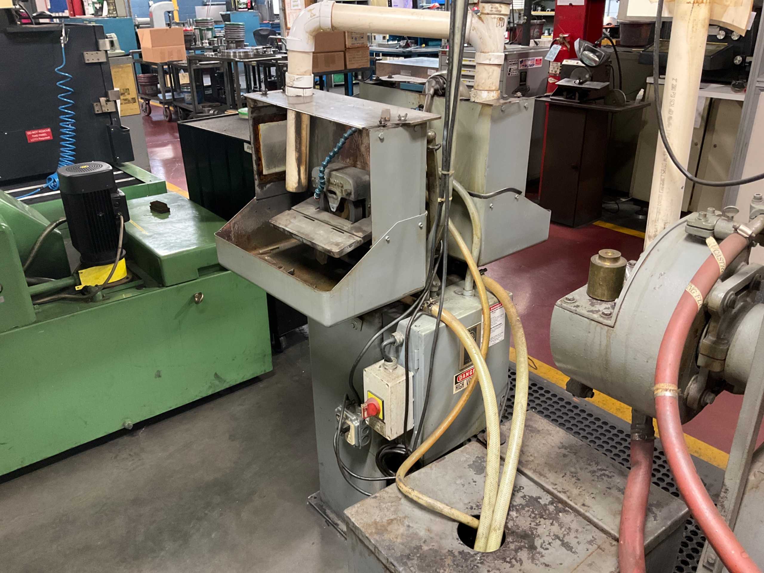 HAMMOND WD-8 TOOL GRINDER - TOOL GRINDERS