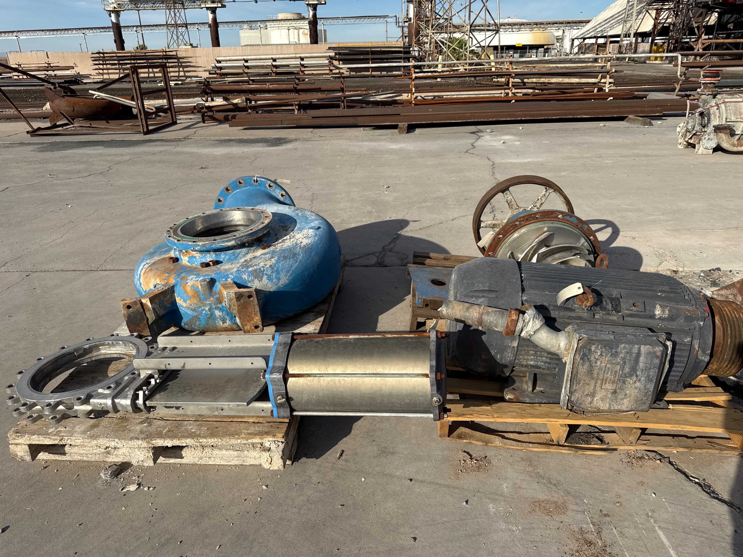 SUMMIT 2175L PUMP & 250 HP MOTOR ASSEMBLY - CENTRIFUGAL PUMP