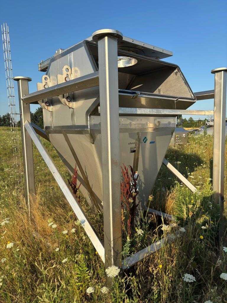 2021 SCHENCK PROCESS HYGIENIC SURGE HOPPER - VOLUMETRIC FEEDER