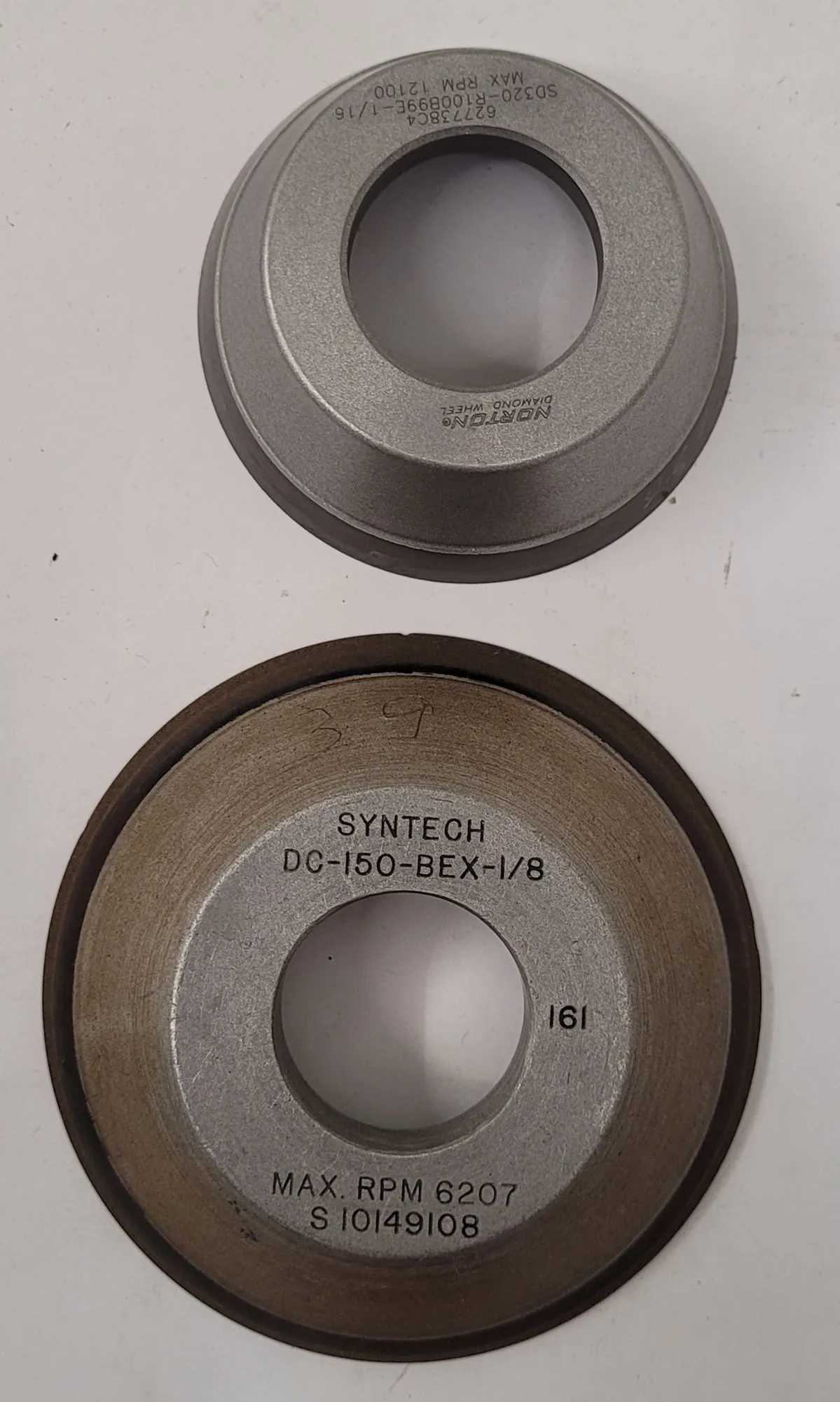 LOT OF 24 DIAMOND GRINDING WHEELS, 1/16" TO 1/2" THICKNESS RANGE - MACHINE TOOLING