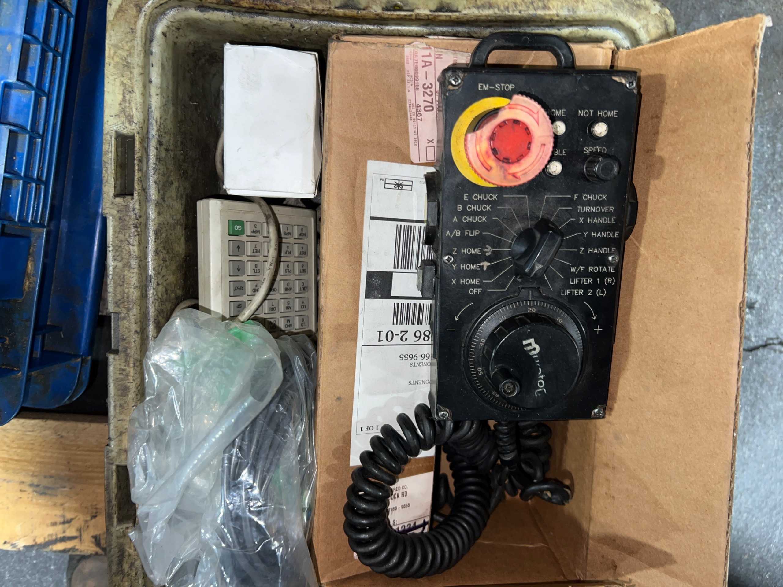 BULK QTY OF AUTOMATION & CONTROLS - AUTOMATION & CONTROLS