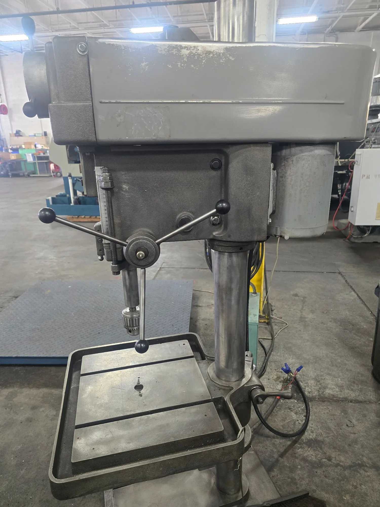 CLAUSING 2275 20-INCH HEAVY-DUTY FLOOR-STYLE DRILL PRESS, 1.5 HP, #3 MT SPINDLE, 460V/3PH - UPRIGHT DRILL PRESSES