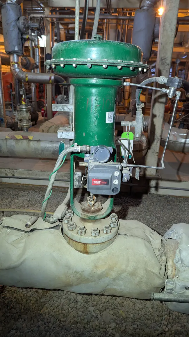 FISHER ET CONTROL VALVE & 667 ACTUATOR ASSEMBLY - undefined