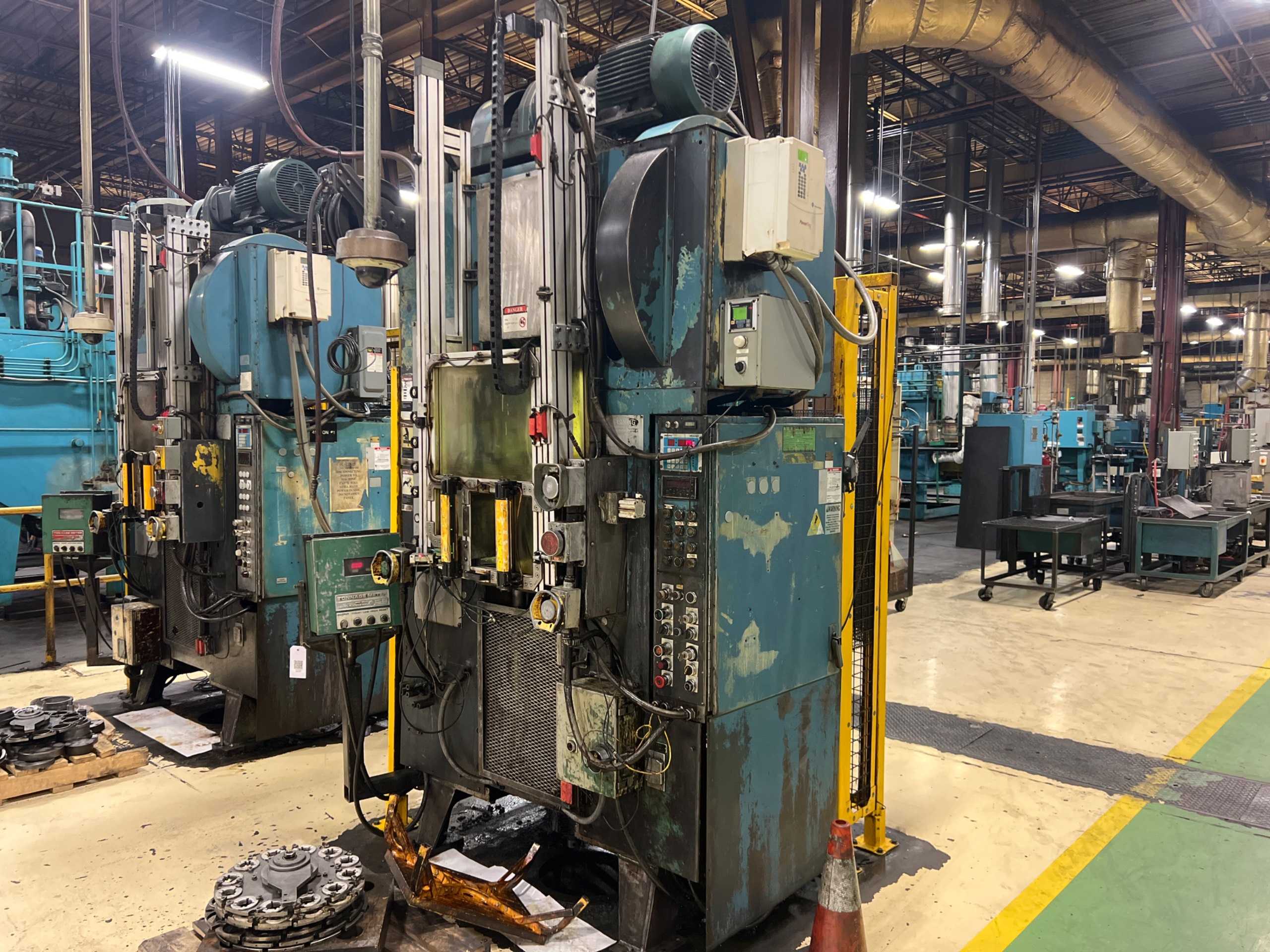 GASBARRE 45 TON COMPACTING PRESS - MECHANICAL PRESSES