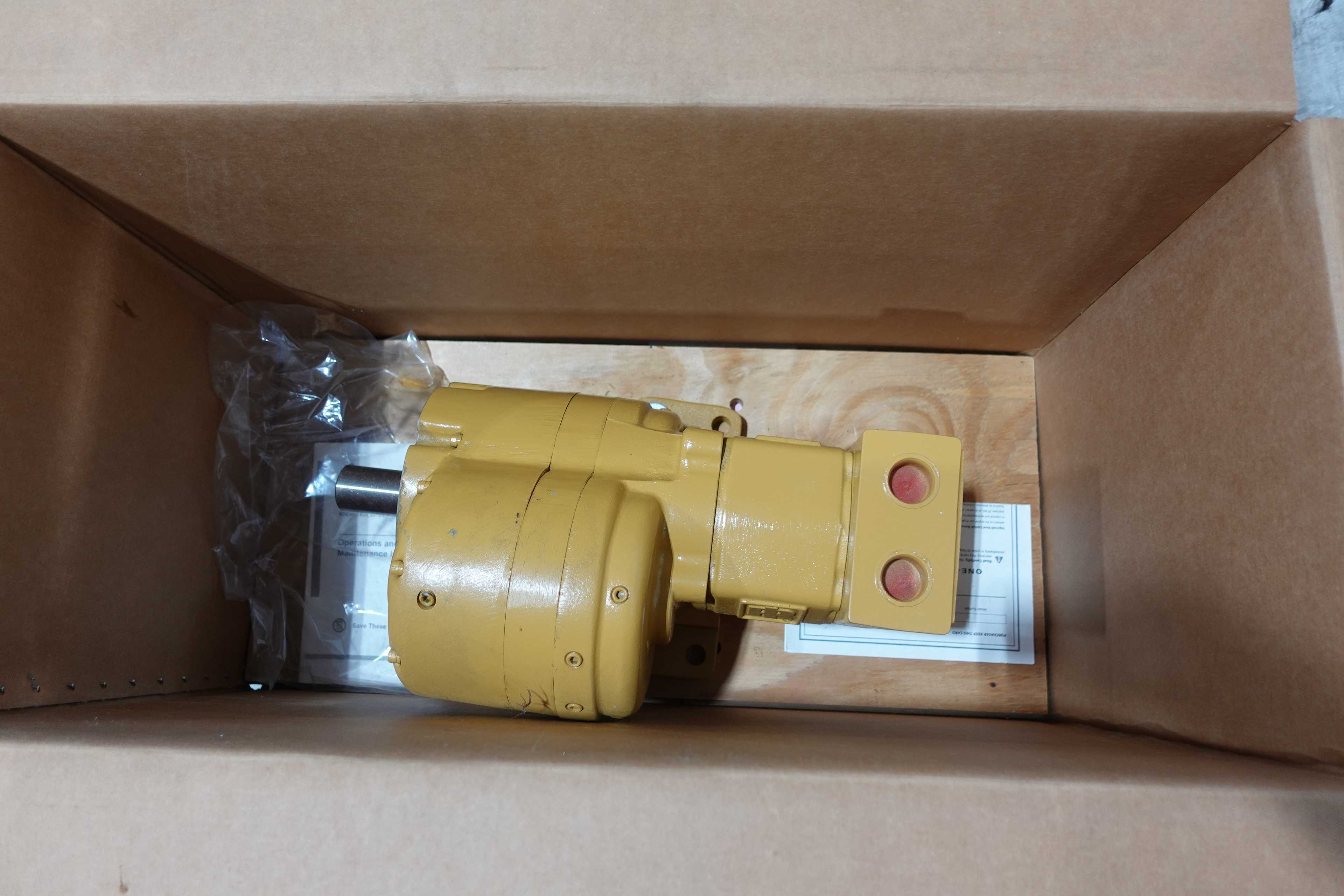 LOT OF 2 INGERSOLL-RAND 92RB045 MULTI-VANE GEARED MOTORS - GEARMOTOR