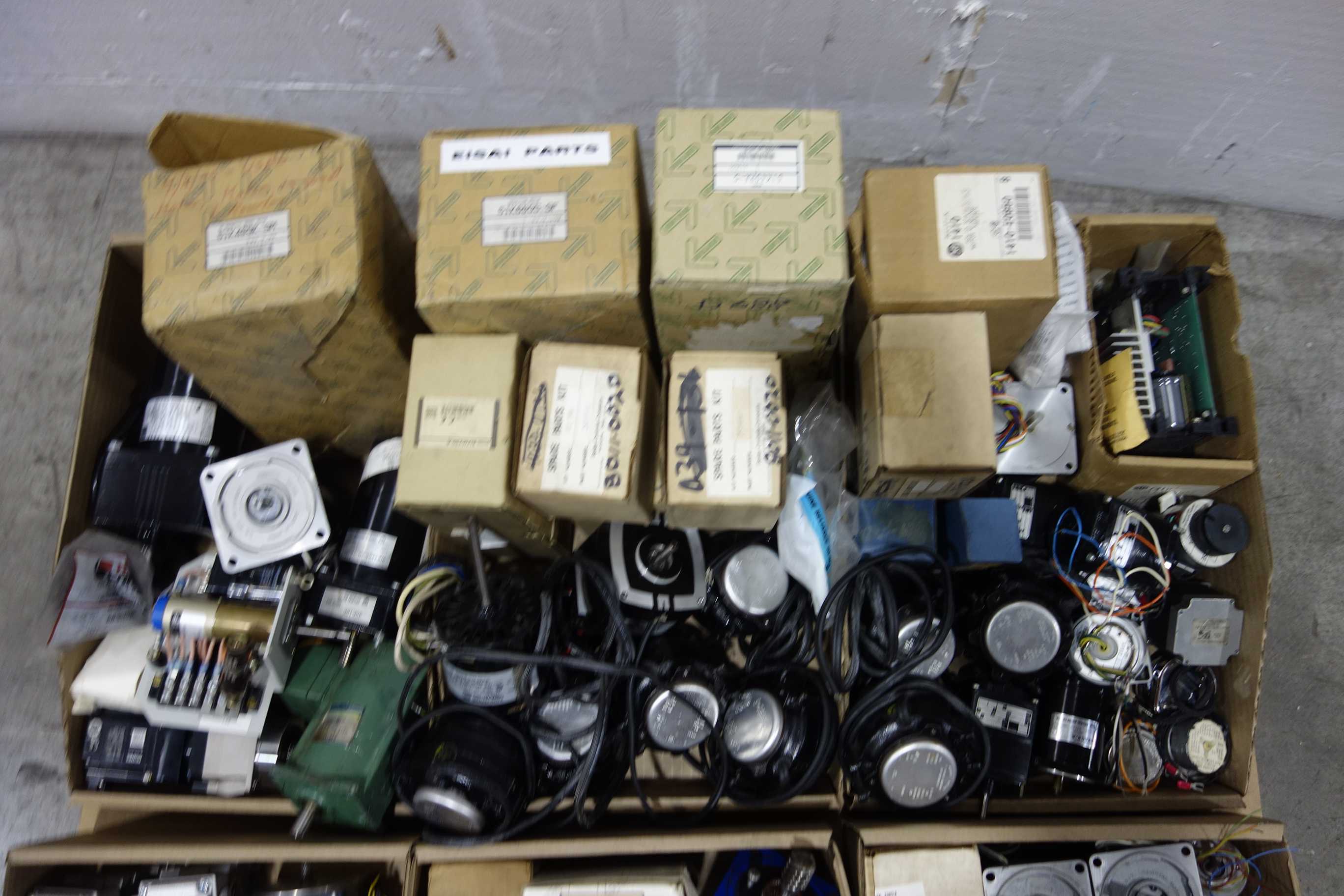 PALLET OF ASSORTED MOTOR - AC MOTOR