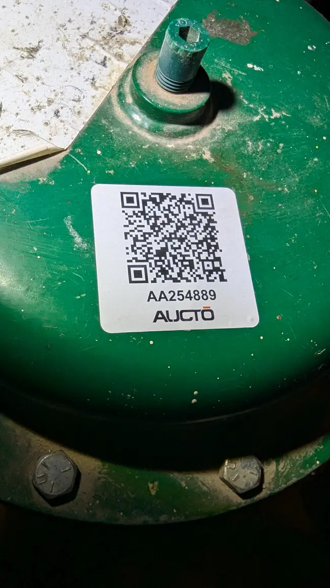 FISHER EZ CONTROL VALVE & 667 ACTUATOR ASSEMBLY - undefined