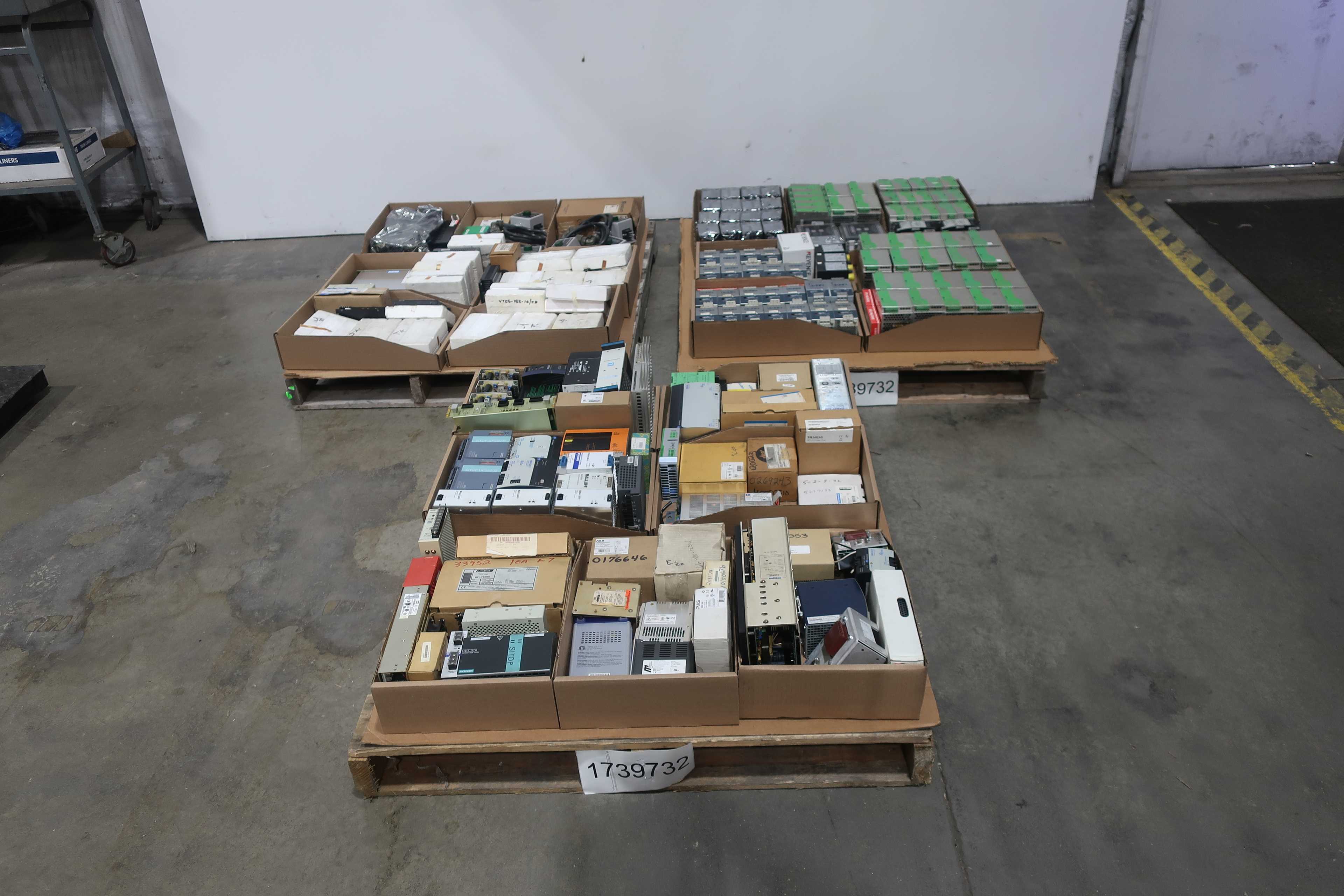 SKU 1739732 - 3 PALLETS OF ASSORTED POWER SUPLIES - POWER SUPPLIES