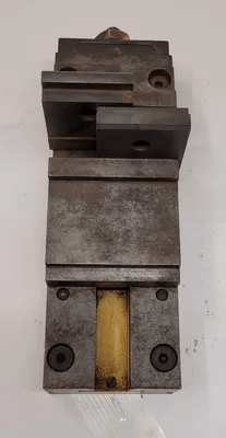 MACHINIST VISE, 4 INCH, 13 INCH LONG, 5-3/8 INCH HEIGHT - MACHINE TOOLING