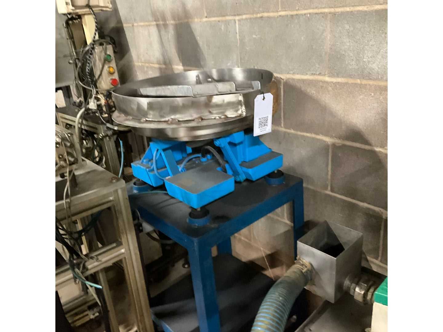 VIBRATORY FEEDER - SEPARATORS