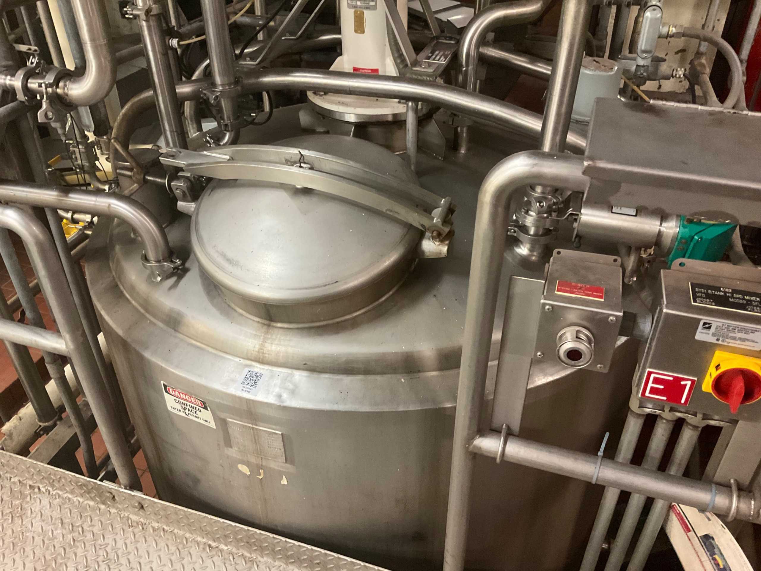MIXER TANK MIXER TANK