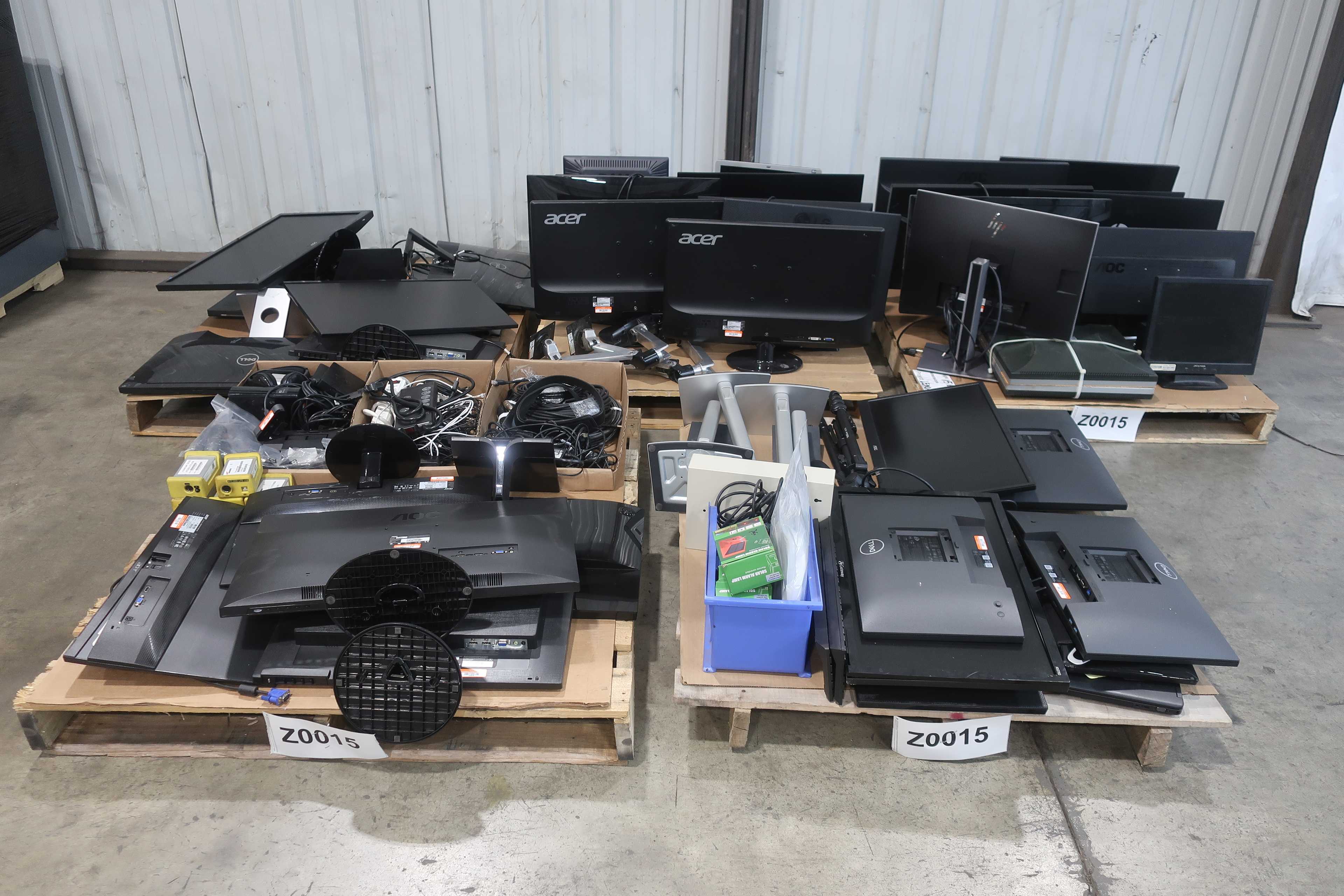 5 PALLETS OF ASSORTED COMPUTER ACCESSORIES