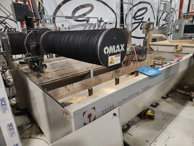 OMAX 55100 WATERJET CUTTING MACHINE - undefined