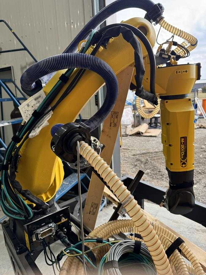 2021 FANUC M-20ID/25 ARTICULATED ROBOT, 25KG PAYLOAD, 1831MM REACH, R-30IB PLUS CONTROLLER - ARTICULATED ROBOTS