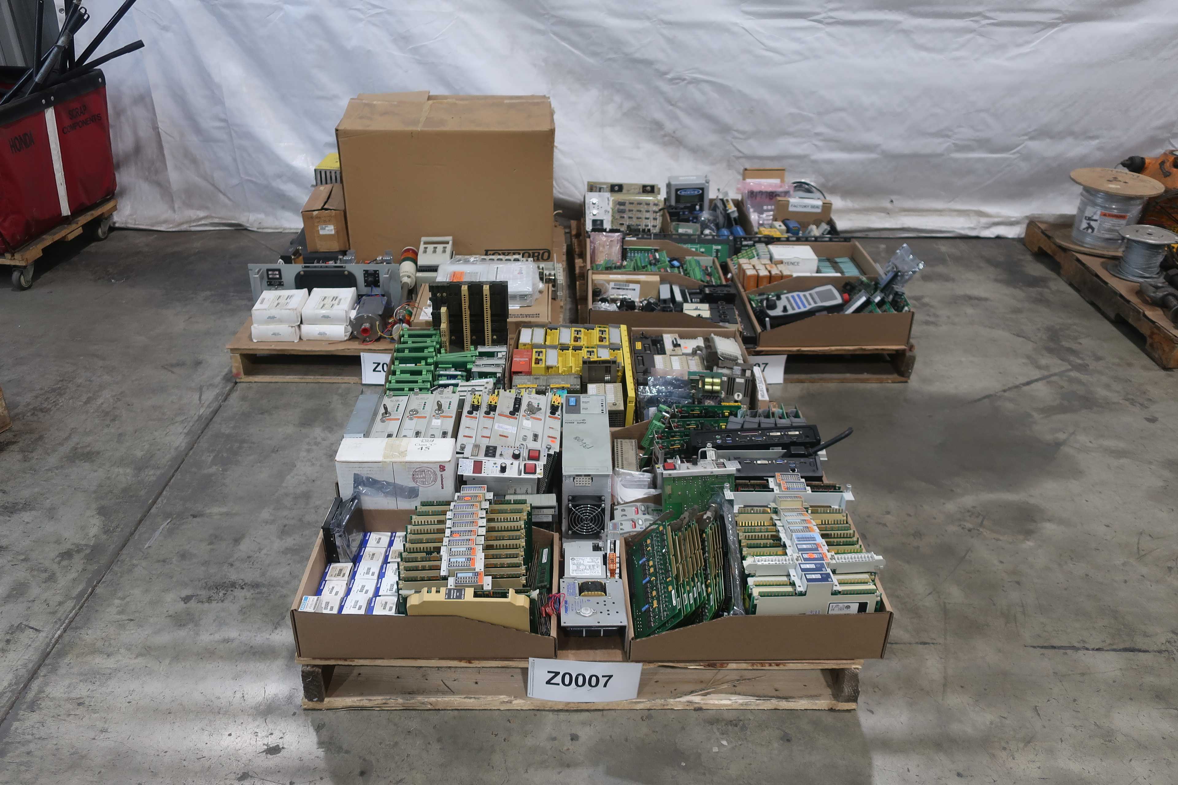 3 PALLETS OF ASSORTED AUTOMATION - 
