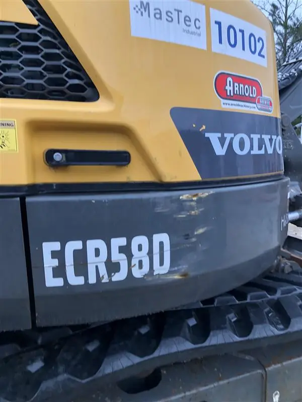 2016 VOLVO ECR58D MINI EXCAVATOR - undefined