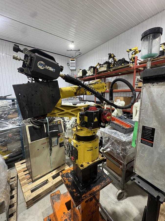 2004 FANUC ARC MATE 100IB ARTICULATED ROBOT, 6KG PAYLOAD, 1373MM REACH, RJ3IB CONTROL - ARTICULATED ROBOTS