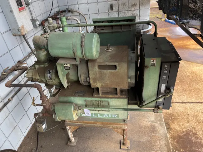 SULLAIR 10-40 AC/AC STATIONARY AIR COMPRESSOR - undefined
