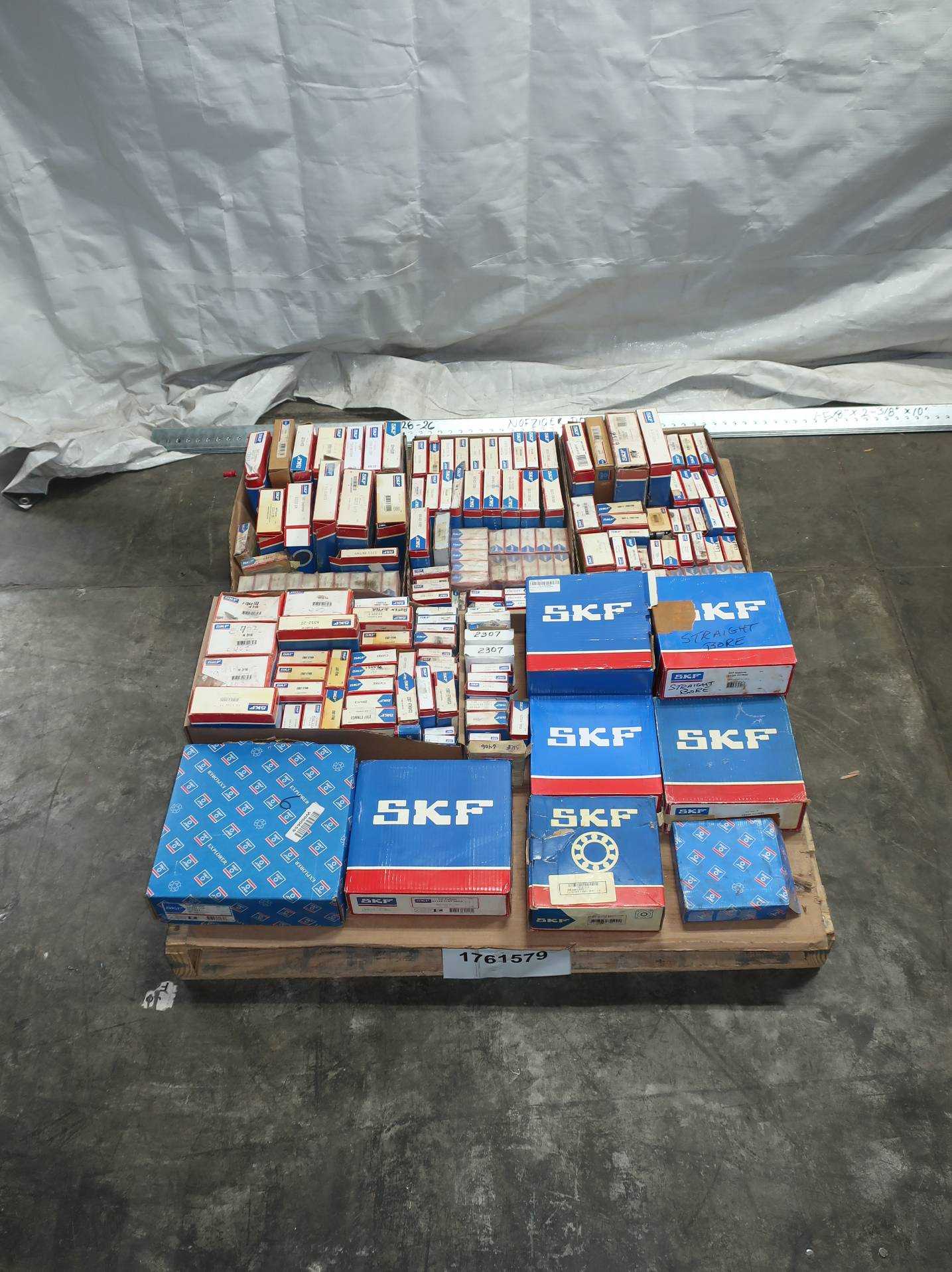 SKU 1761579 - PALLET OF ASSORTED SKF BEARINGS AND PARTS - BEARINGS