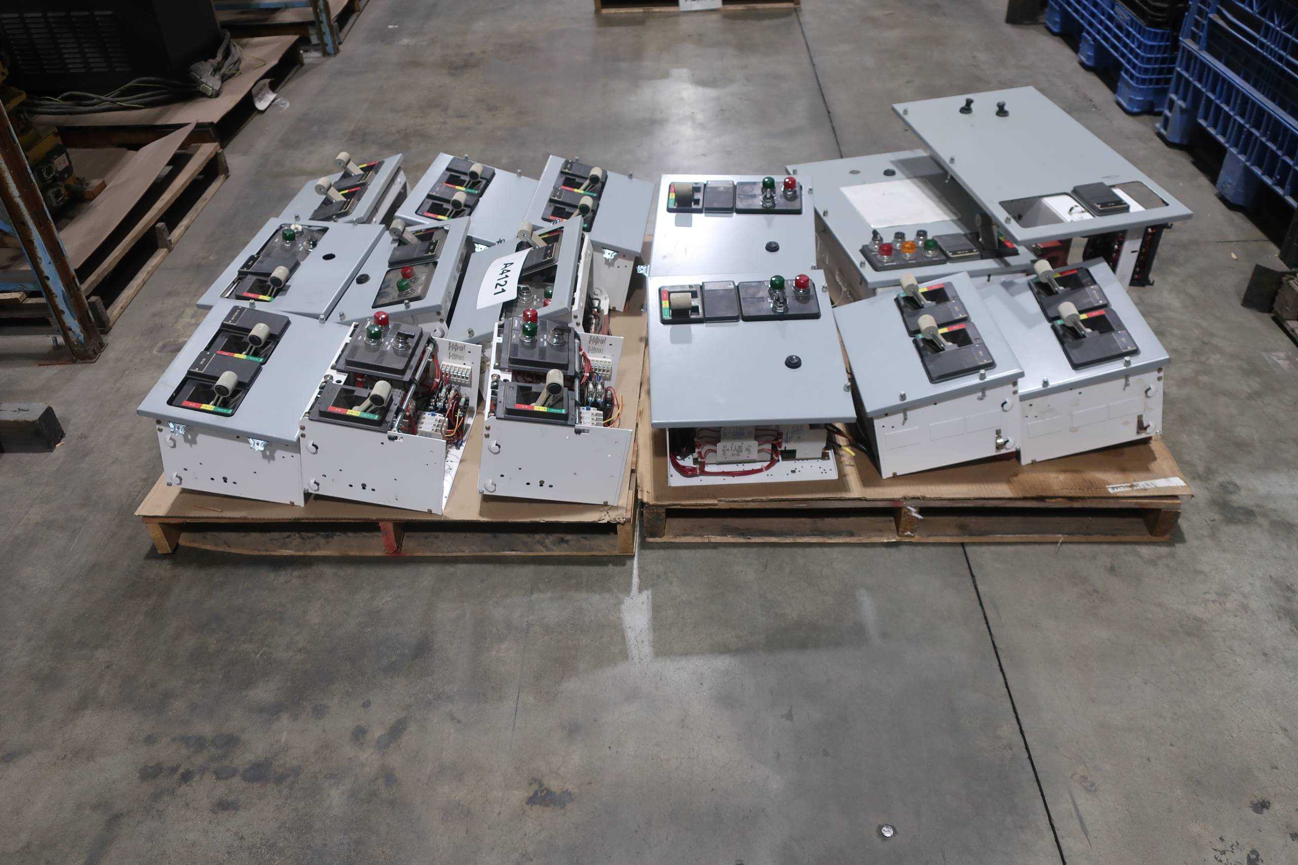 2 PALLETS OF ASSORTED CUTTLER HAMMER MCC BUCKETS - MOTOR CONTROL CENTERS