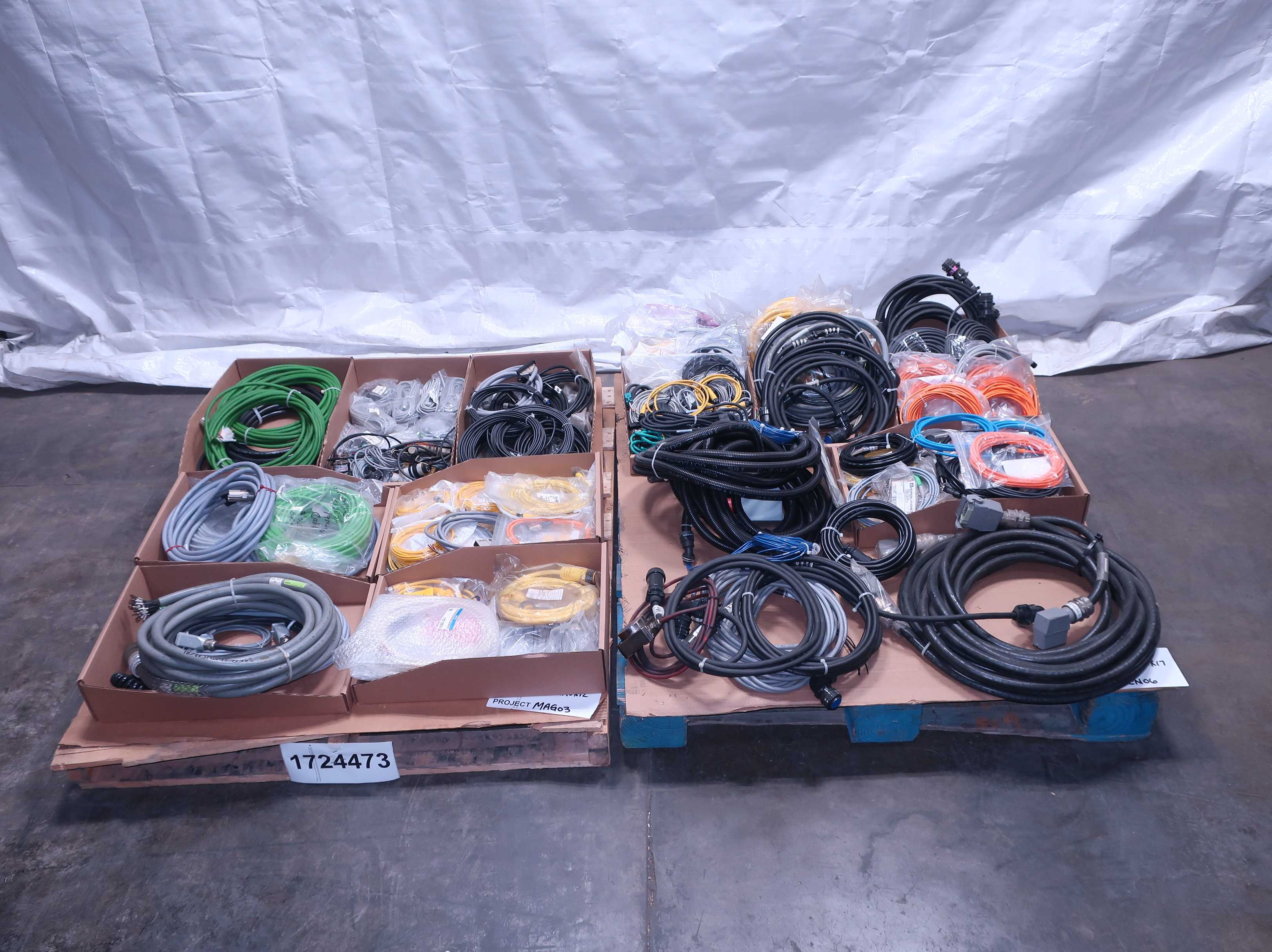 SKU 1724473 - 2 PALLETS OF ASSORTED CORDSETS - CORDSET CABLES