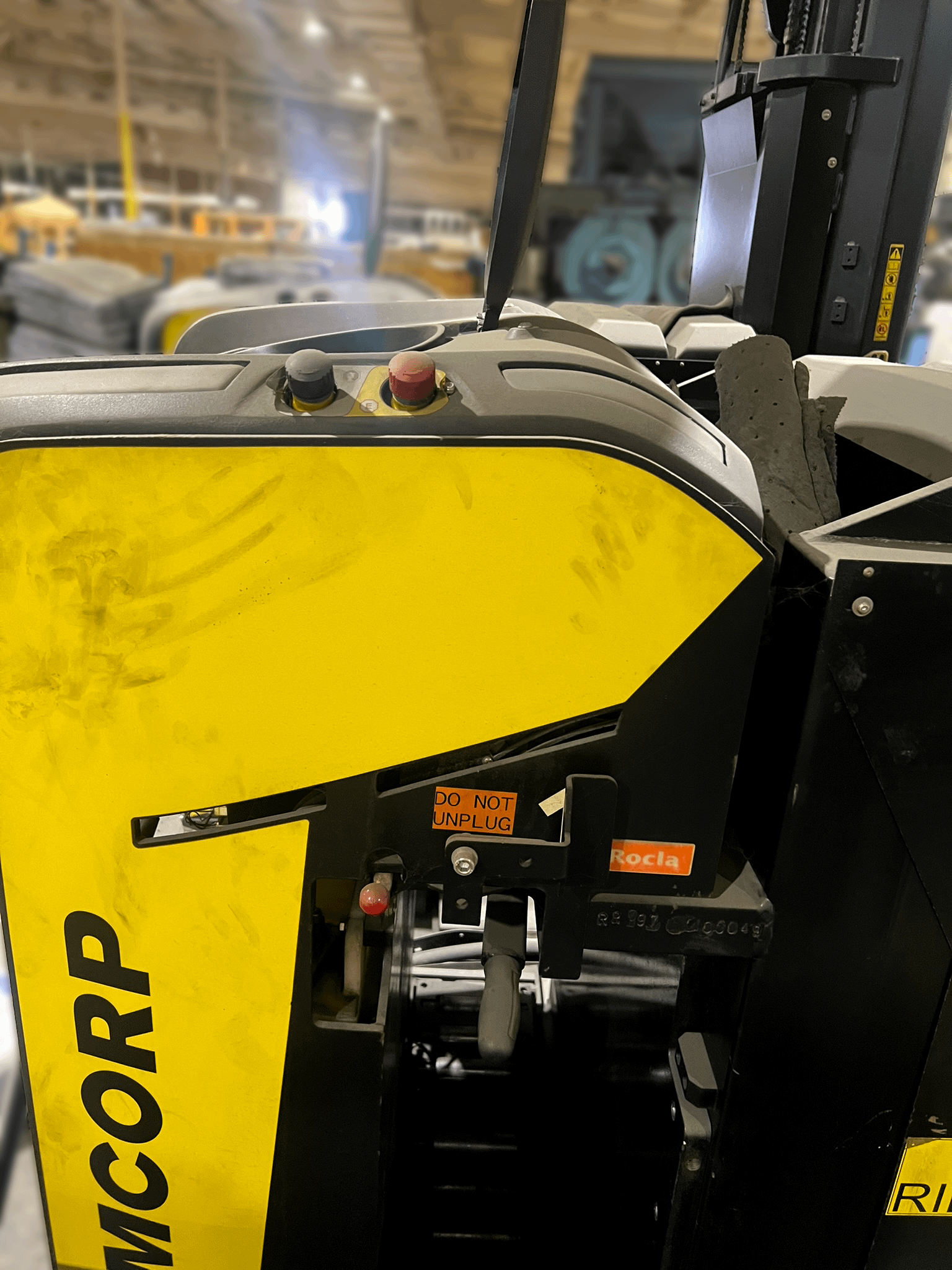 2015 ROCLA AWT15 AUTOMATED GUIDED VEHICLE - MATERIAL HANDLING
