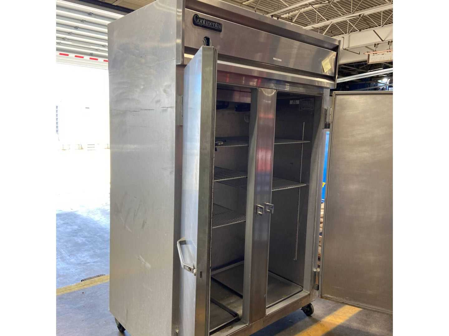 CONTINENTAL 2F REFRIGERATOR - REFRIGERATORS