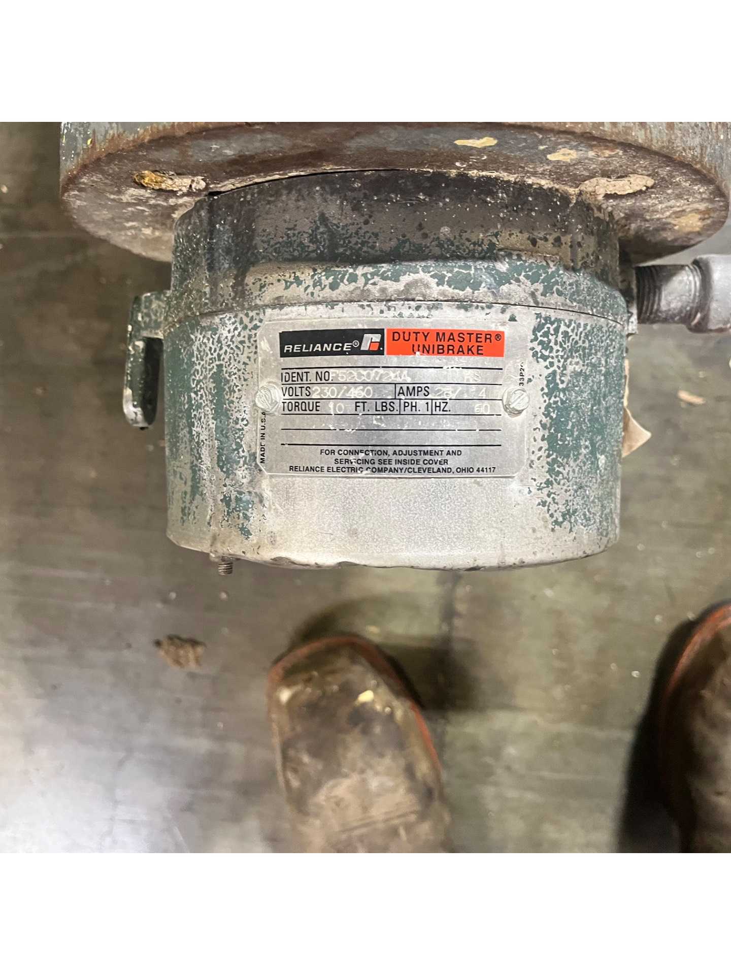 QTY 3: RELIANCE 213CG40A GEARMOTOR - GEARMOTOR