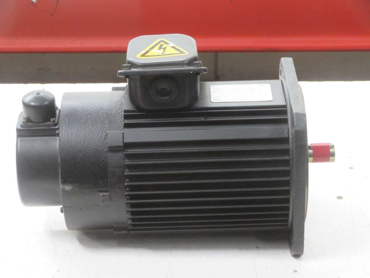 NIDEC UAJPEE-08DK2KU SERVO MOTOR, 0.75 KW POWER, 2.39 NM TORQUE, 3000 RPM SPEED, 2500 PPR ENCODER - AC MOTOR