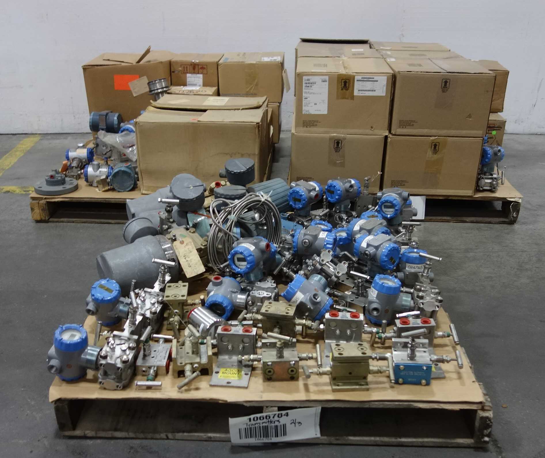 3 PALLETS OF ASSORTED TRANSMITTERS - PRESSURE TRANSMITTER