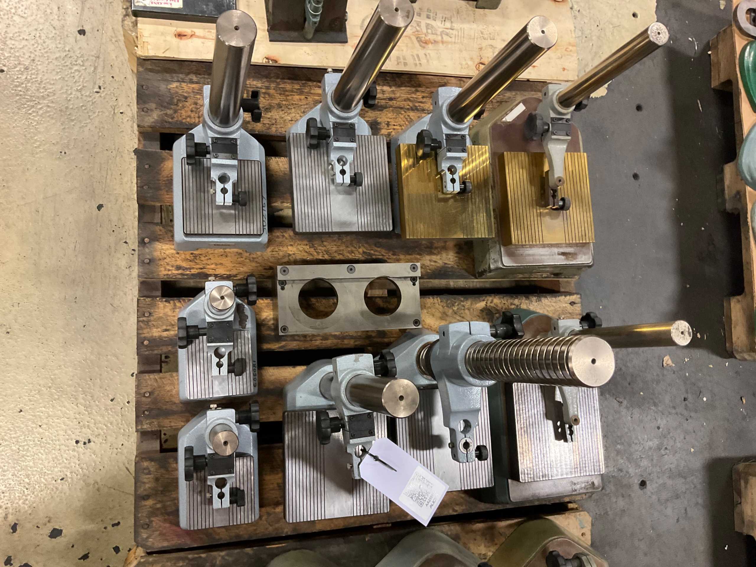 BULK QTY OF GAUGES - DIMENSIONAL MEASUREMENT