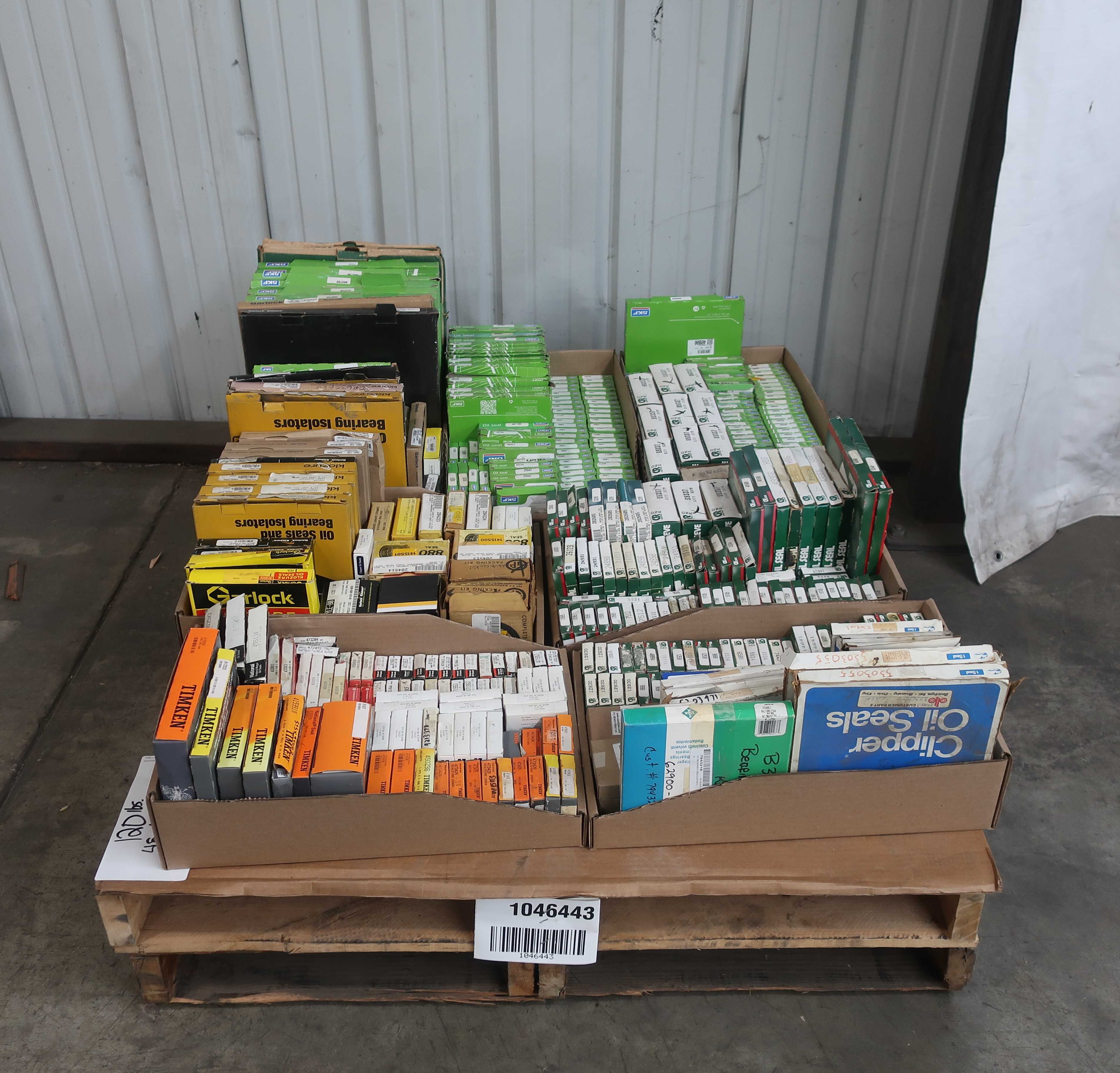 BULK QTY OF OIL SEALS - 