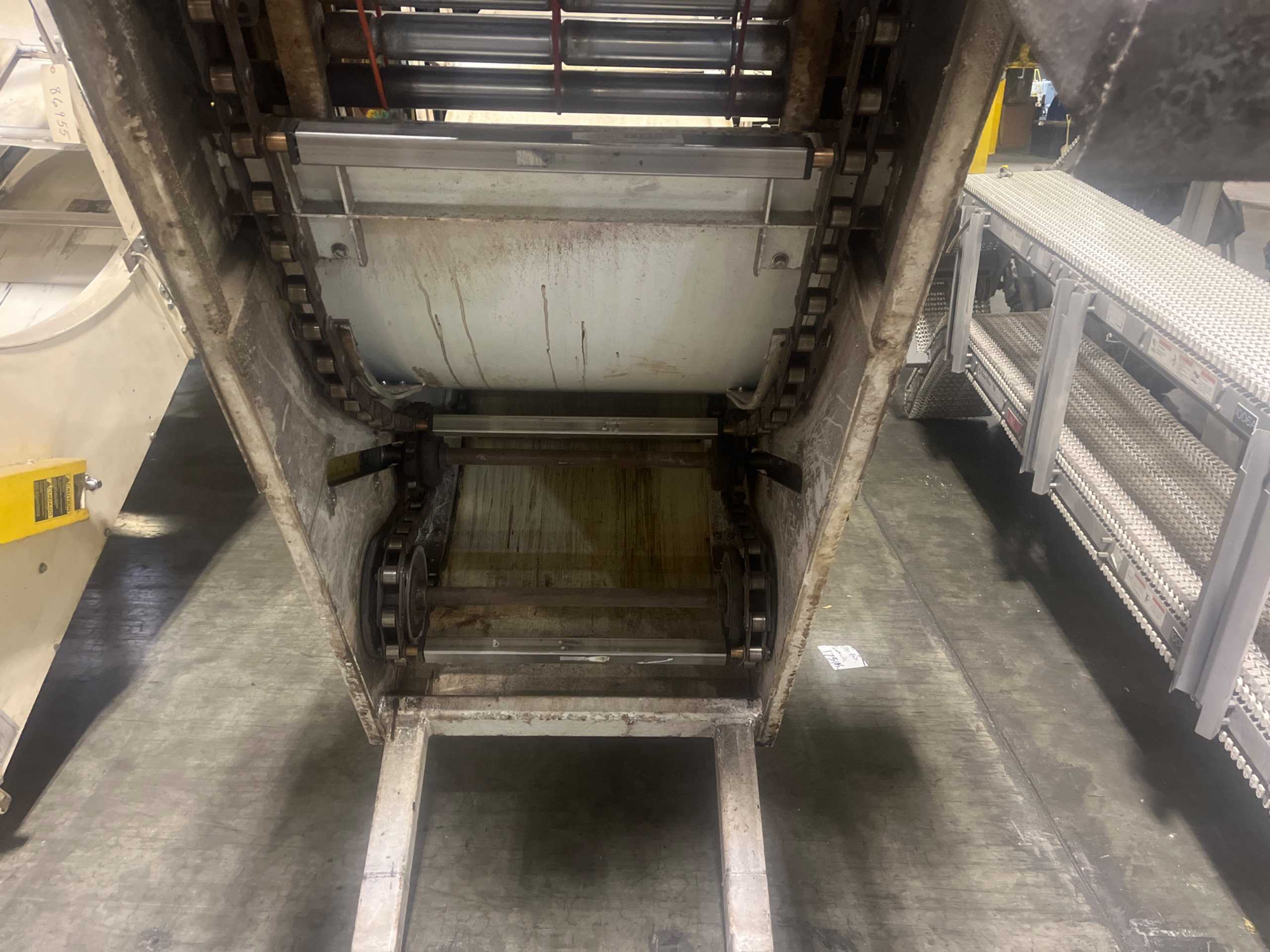 ROE CASE LIFT ELEVATOR - BUCKET ELEVATOR