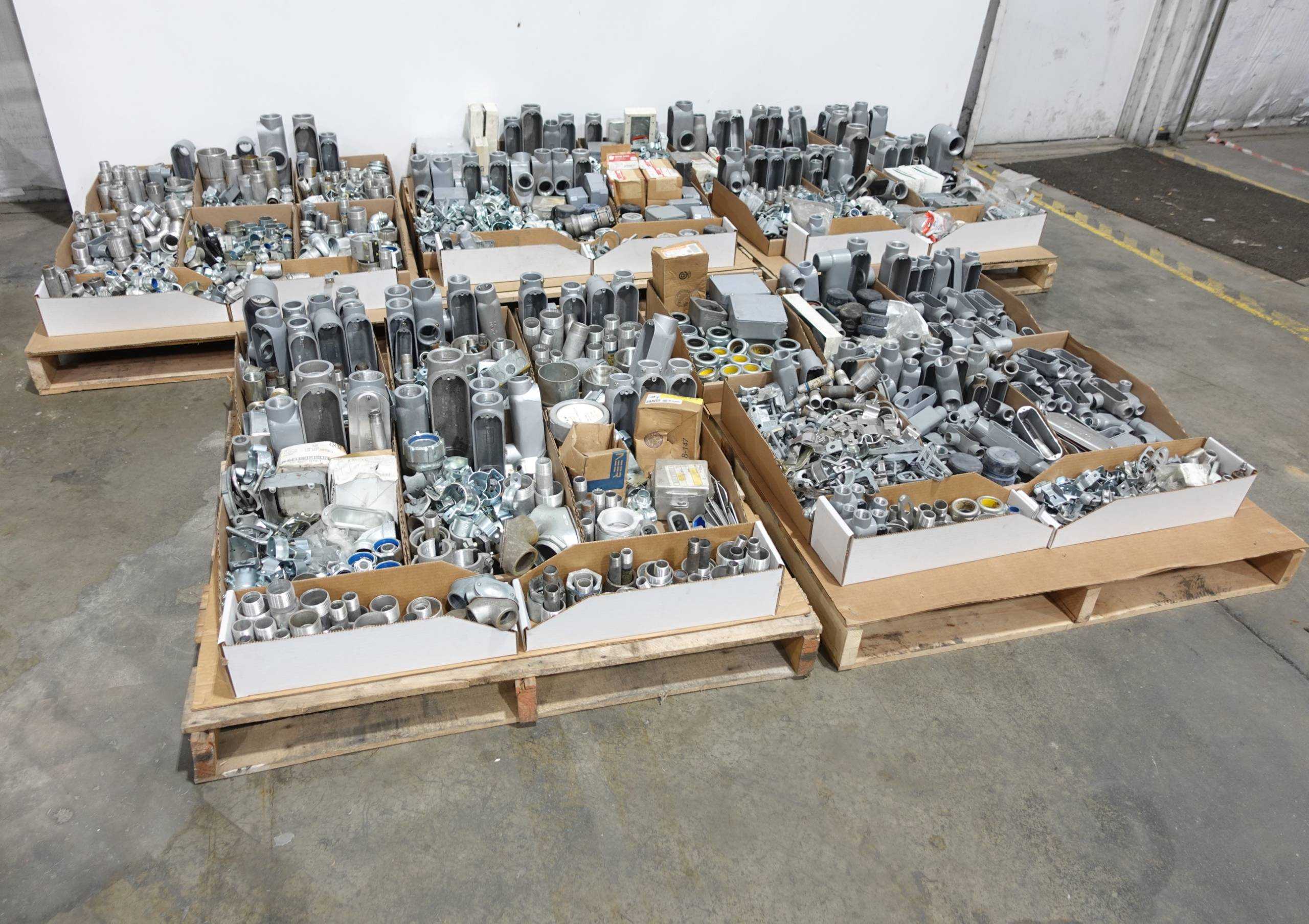 5 PALLETS OF ASSORTED CONDUIT FITTINGS - CONDUIT FITTING