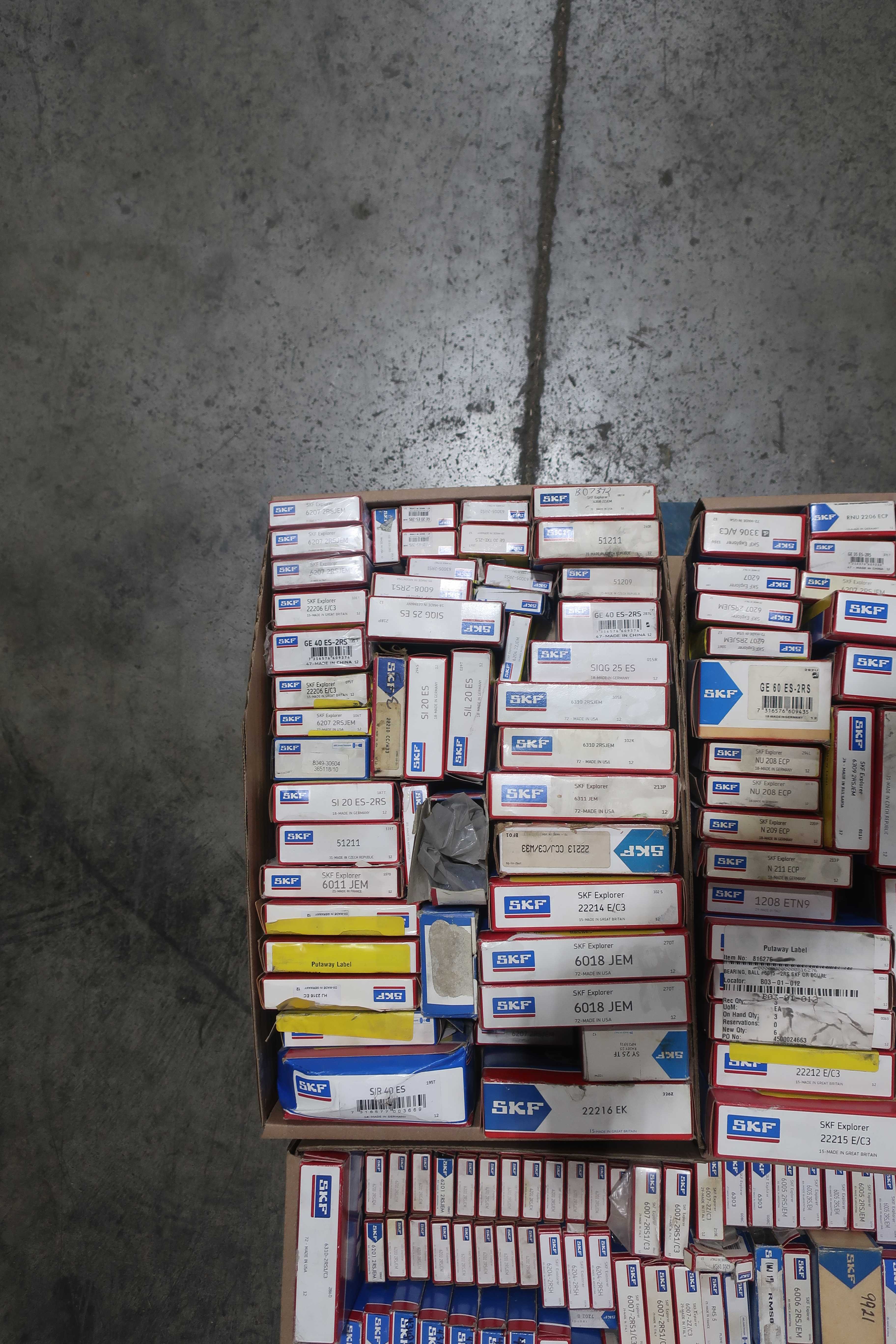 SKU 1749191 - PALLET OF ASSORTED SKF ROLLER BEARINGS - BEARINGS