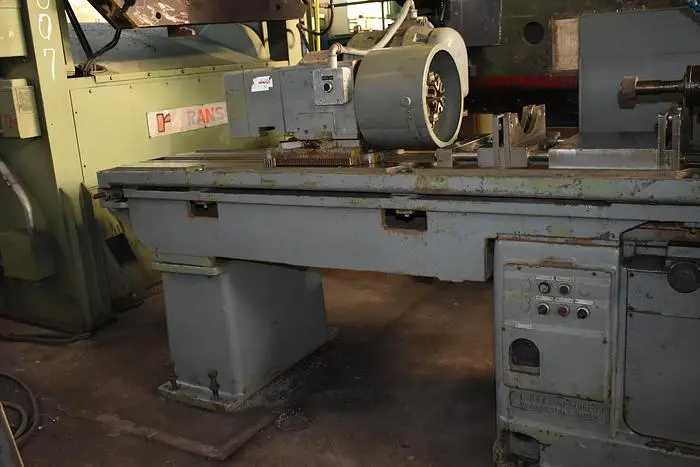 HEALD 275 INTERNAL GRINDER, 16" SWING, 8.5" MAX BORE, 5 HP SPINDLE, 13000 LBS - GRINDING MACHINES