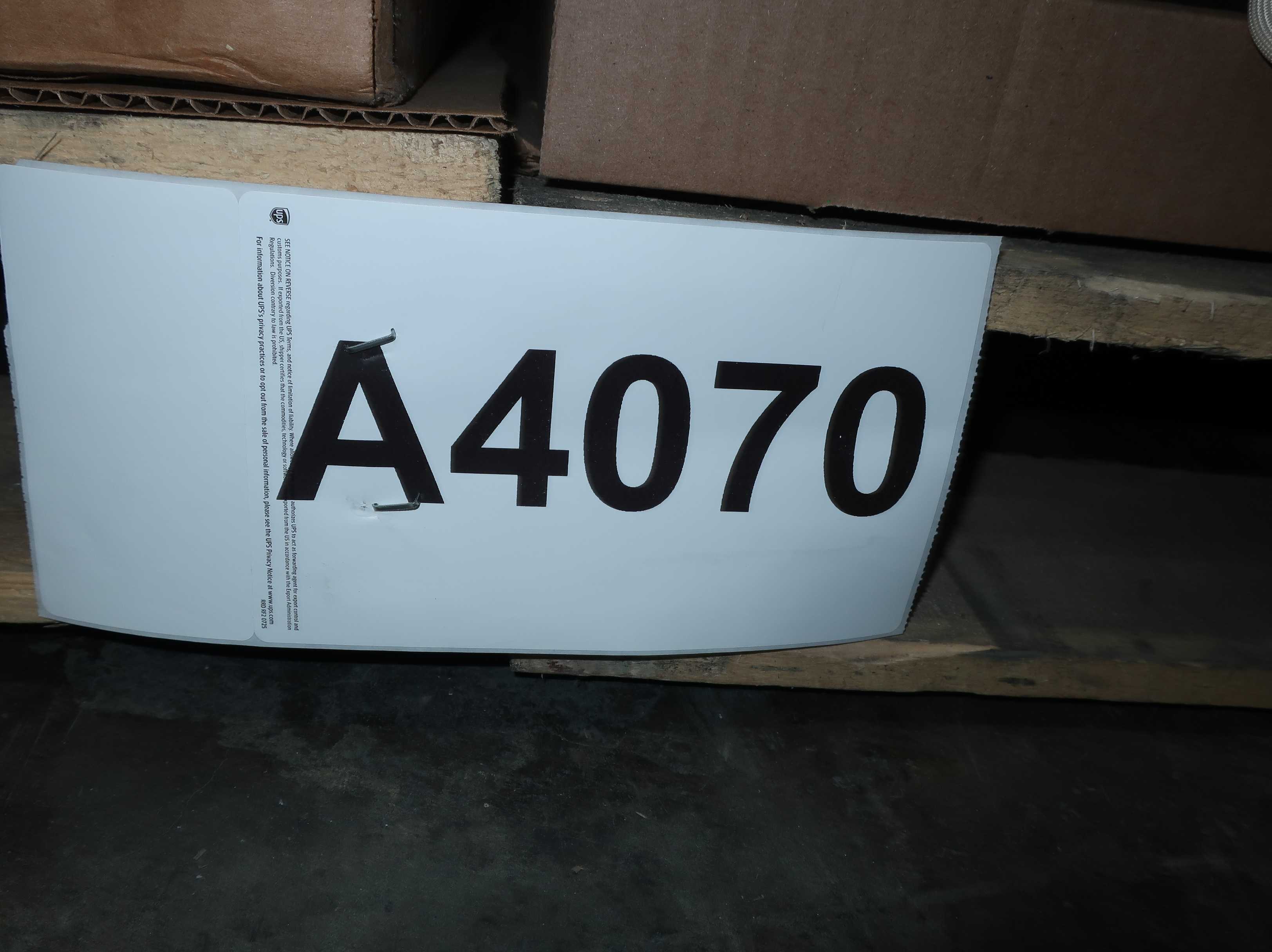 2 PALLETS OF ASSORTED HEATING AND COOLING - TEMPERATURE CONTROL COMPONENTS