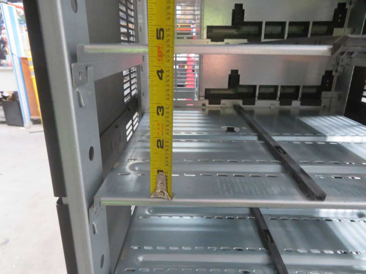 EATON 660C120AAAAAAAI ENCLOSURE, 12 SLOT, 27 KVA POWER, 445X440X660 MM DIMS, 50 KG WEIGHT - UPS