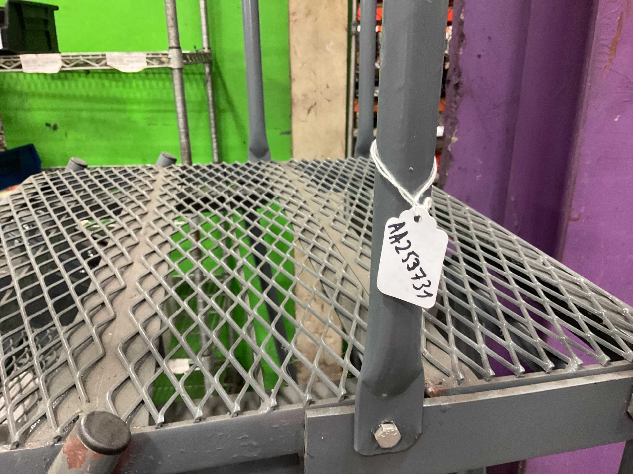 QTY 3: LADDER - LADDERS