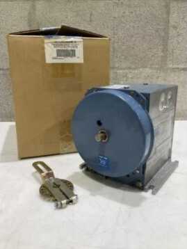 JOHNSON CONTROLS M13OGGA ROTARY MOTOR ACTUATOR - MOTOR & GEARBOX ASSEMBLY
