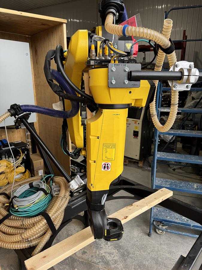 2021 FANUC M-20ID/25 ARTICULATED ROBOT, 25KG PAYLOAD, 1831MM REACH, R-30IB PLUS CONTROLLER - ARTICULATED ROBOTS
