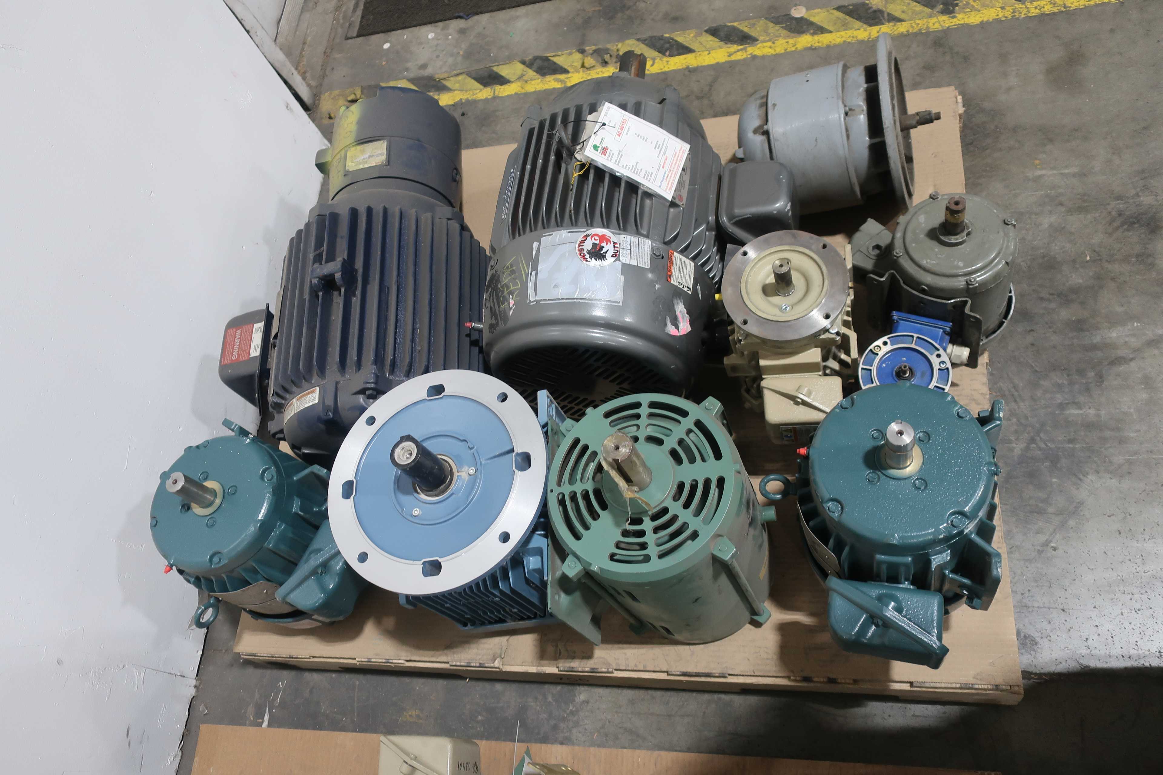 SKU 1734573 - 4 PALLETS OF ASSORTED AC MOTORS - AC MOTOR