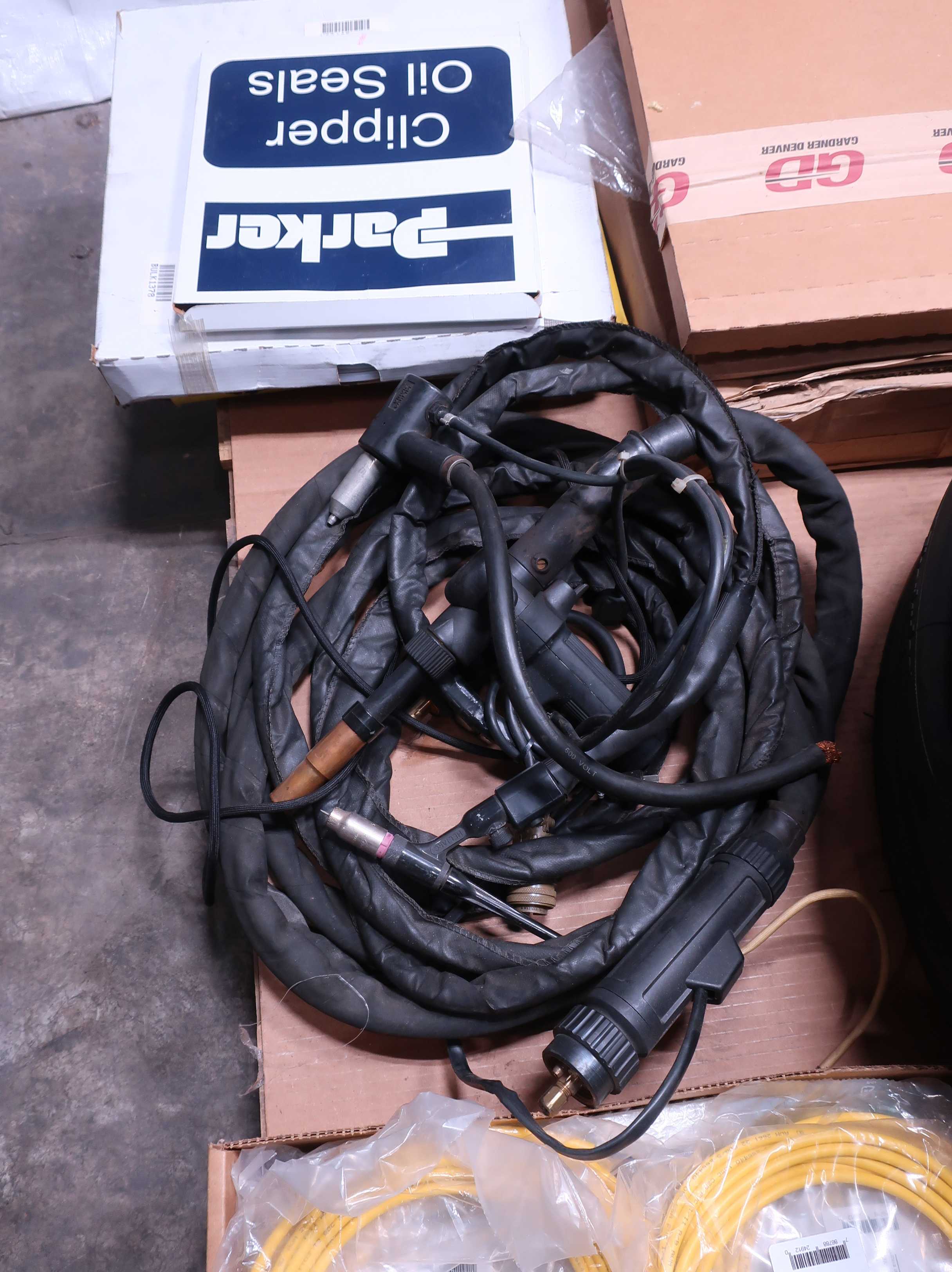 4 PALLTS OF ASSORTED MIXED MRO - INDUSTRIAL PARTS