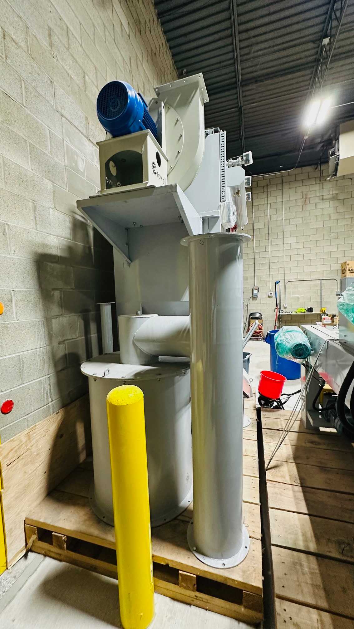 2021 GROWELL VIETNAM GSS-1000-8SG CONVEYOR SAND BLASTING MACHINE - SAND BLASTING MACHINE