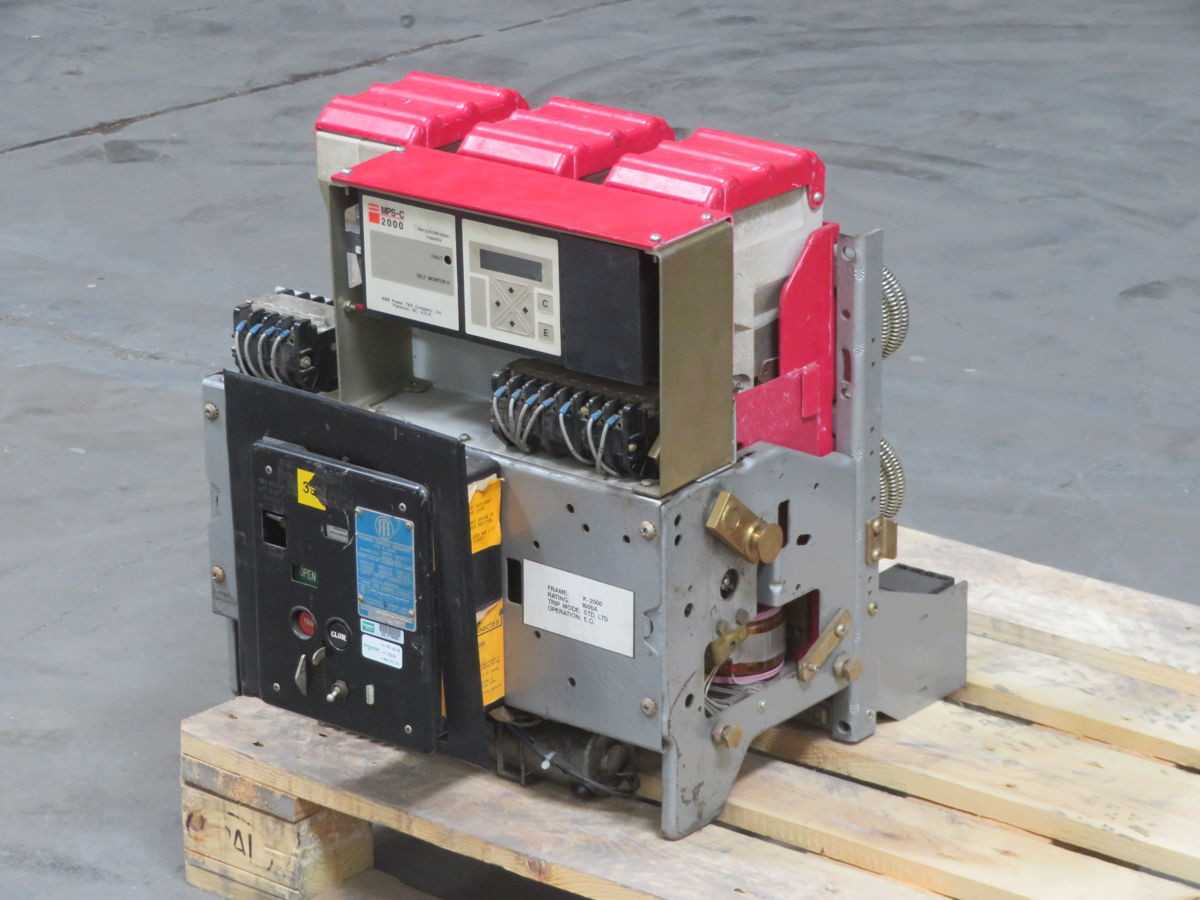 ITE K-2000 CIRCUIT BREAKER, 3200A FRAME, MPS-C 2000 TRIP UNIT, LSIG FUNCTIONS - CIRCUIT BREAKERS