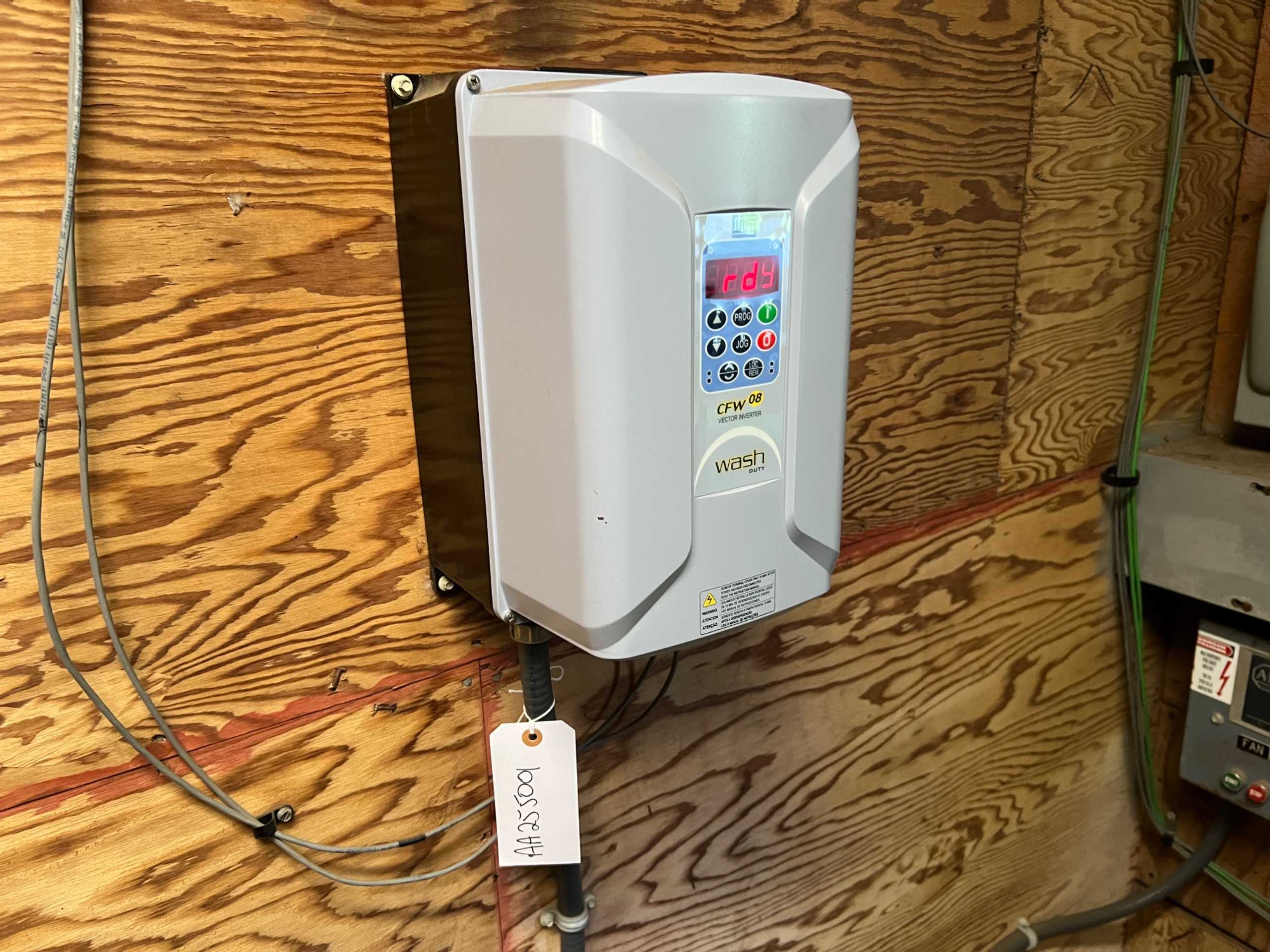 BULK QTY OF AUTOMATION & CONTROLS - AUTOMATION & CONTROLS