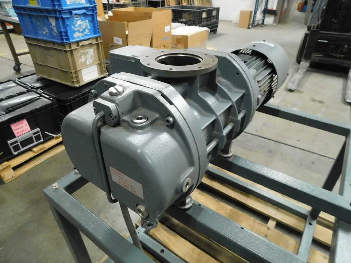 ALCATEL R601B VACUUM PUMP, 60 M³/H SPEED, 1.5X10⁻³ MBAR PRESSURE, 1.5 KW POWER, DN40 ISO-KF INLET - VACUUM PUMP