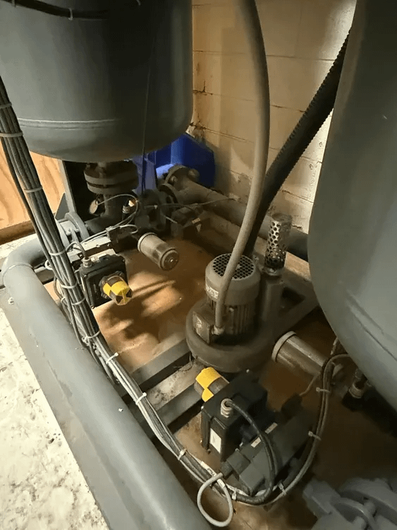 2010 ATLAS COPCO BD+350 DESICCANT AIR DRYER, 460V, 3PH, 60HZ, 2600 LBS, 90X44X111IN - AIR DRYERS