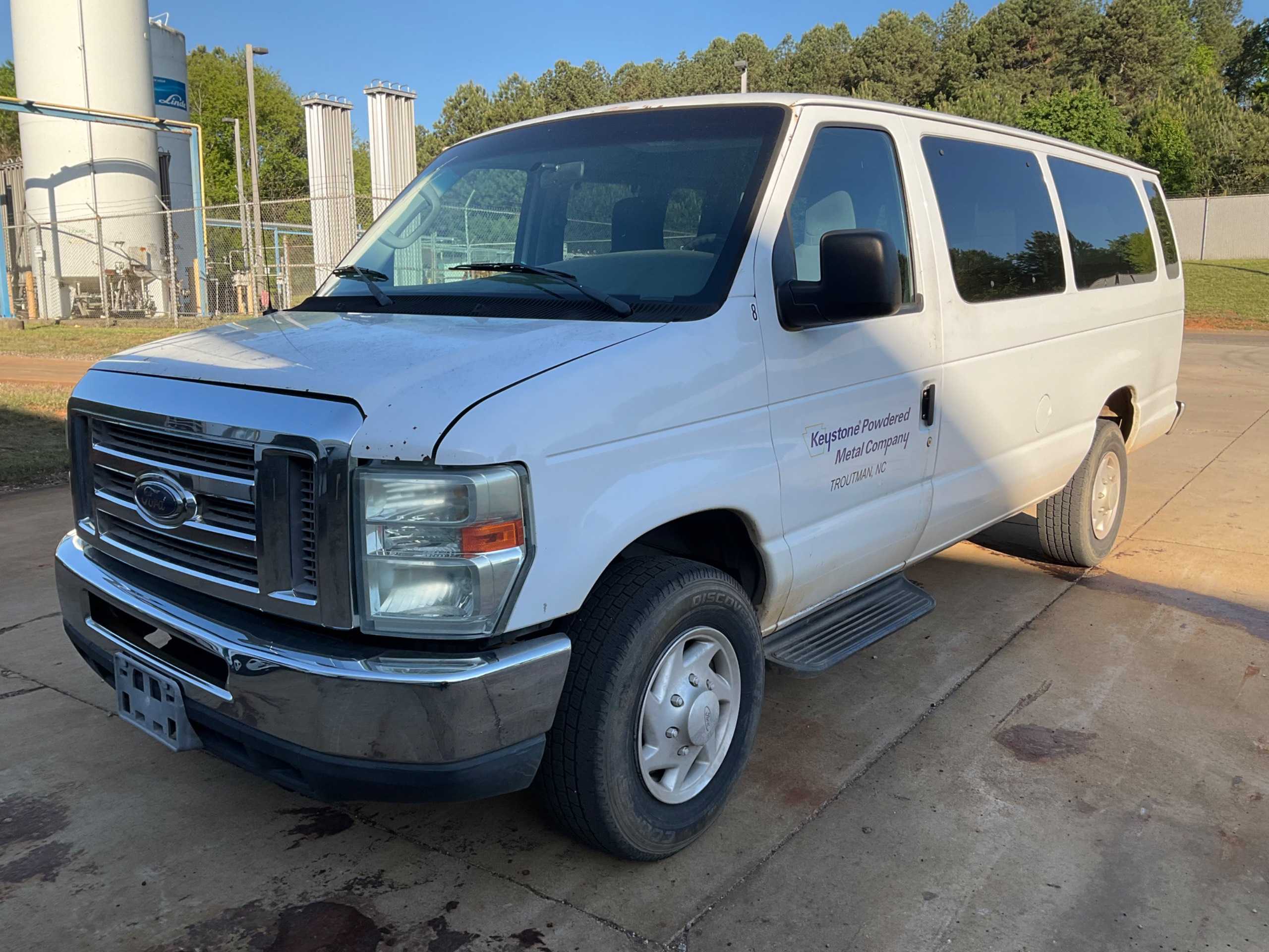 2008 FORD E-350XLT SUPER DUTY VAN - HYDRO EXCAVATOR TRUCKS