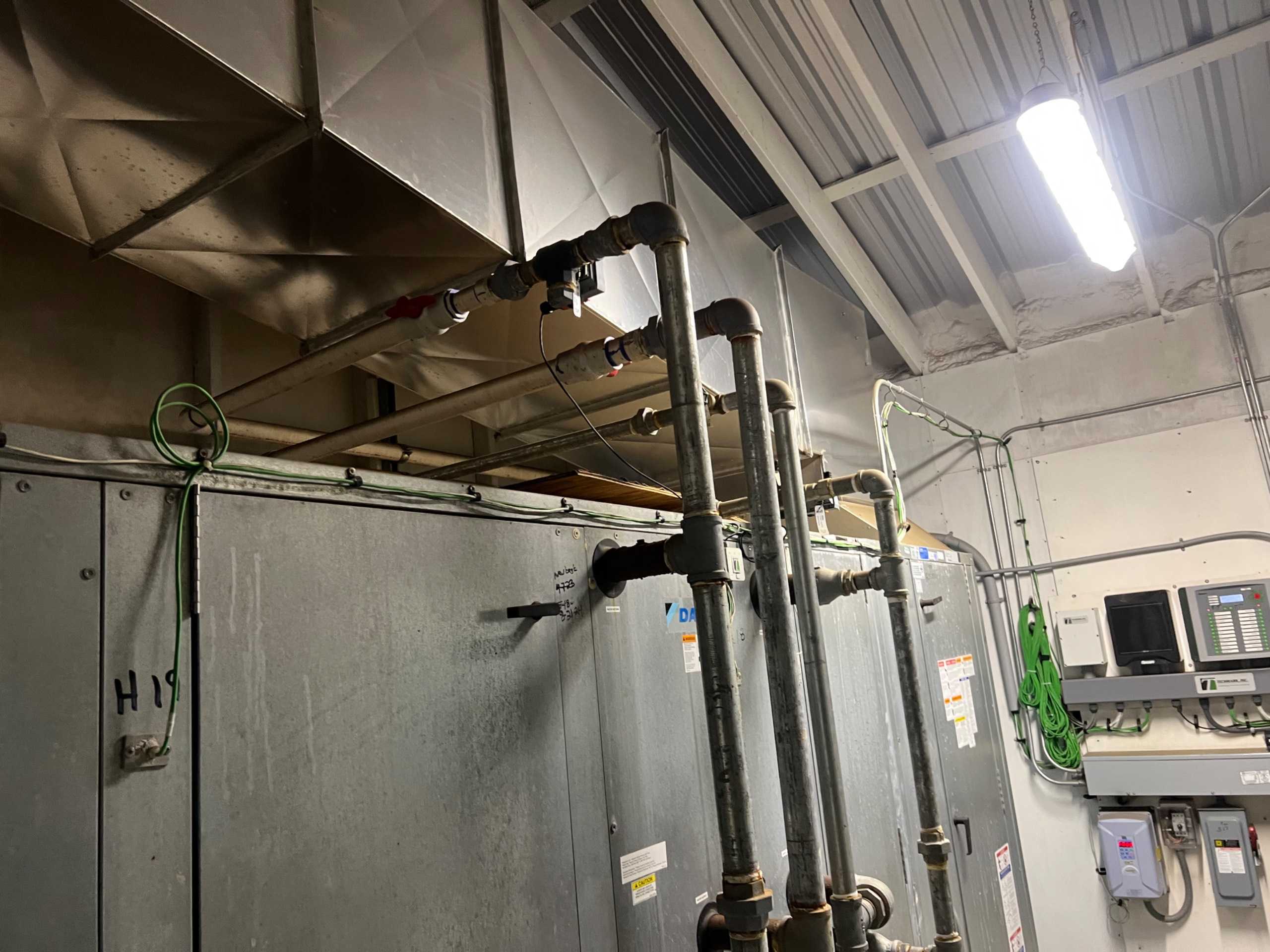 DAIKIN CAH018GDGM AIR HANDLER - AIR HANDLER